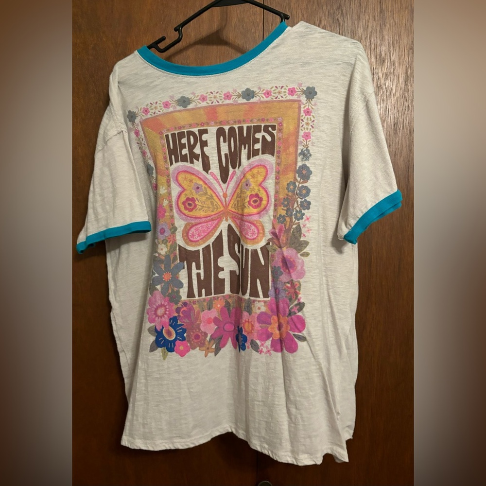 Women’s small natural life t-shirt